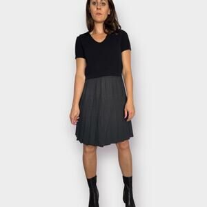 90s Talbots‎ Gray Wool Pleated Skirt